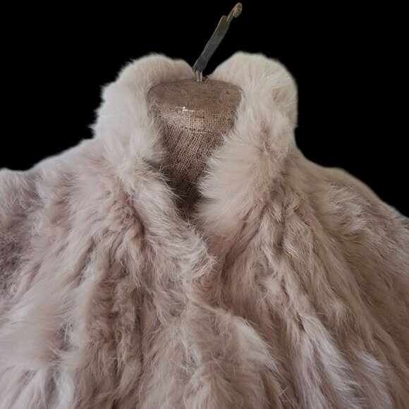 Love Taken 100%  Rabbit fur  Long vest With Textured Knit Sides  Size M - Picture 5 of 16